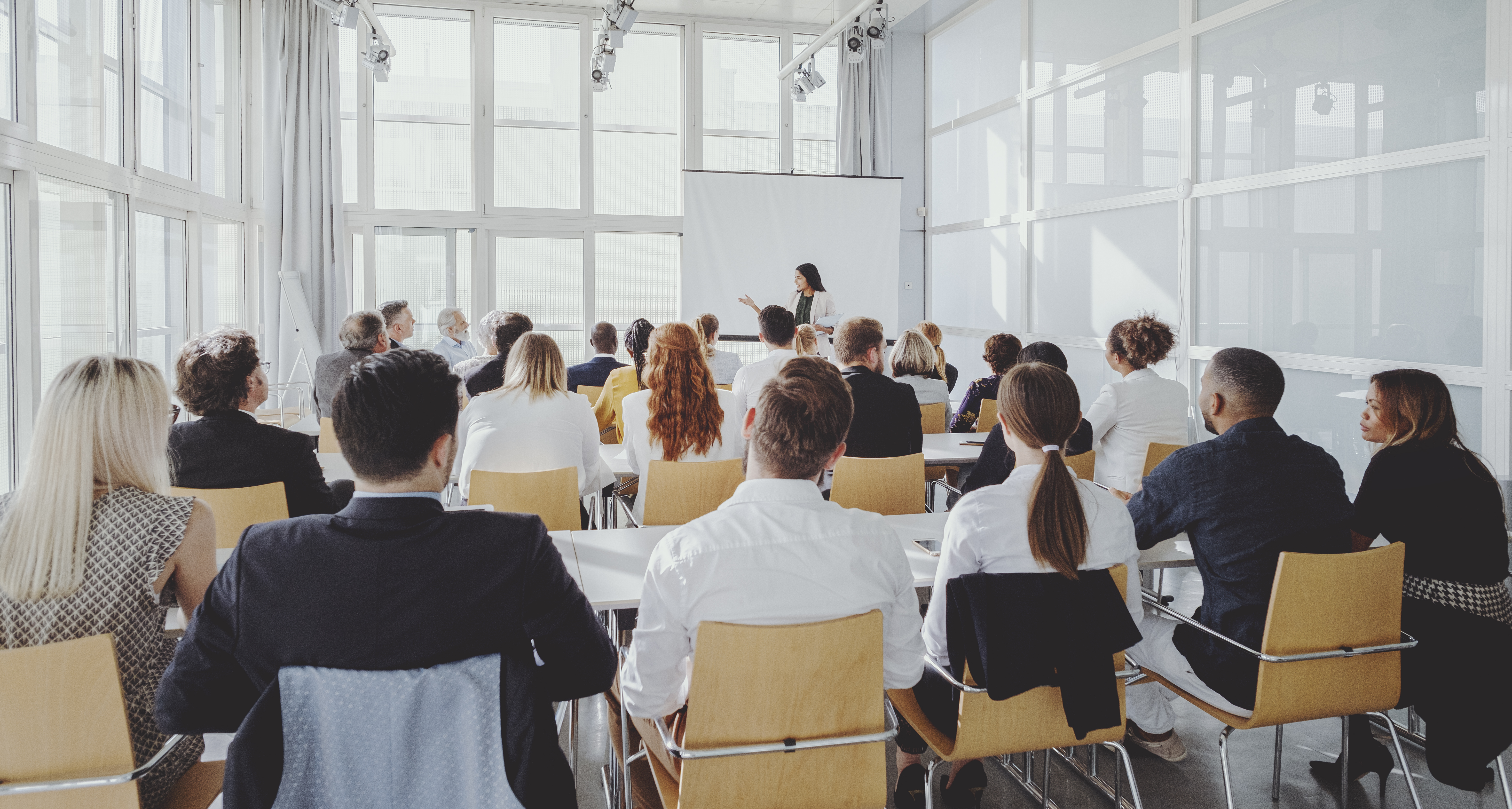 Aspiring mortgage professionals participating in the in-class Ontario Mortgage Agent Course